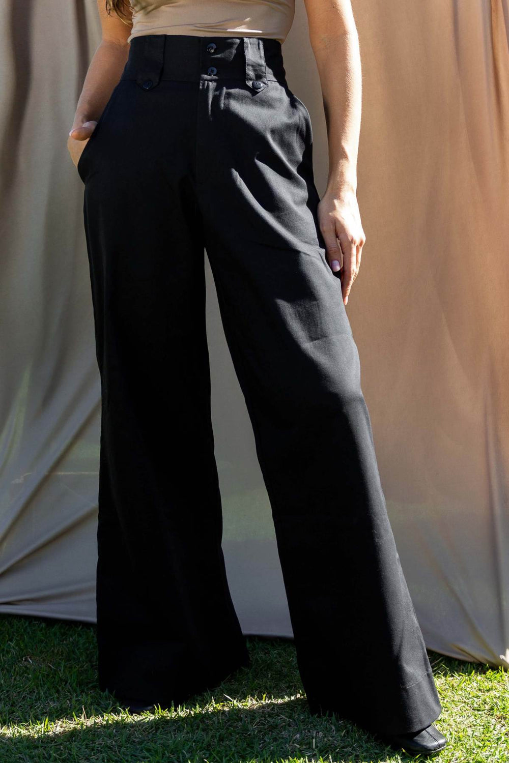Calça Alfaiataria Pantalona Algodão Preta