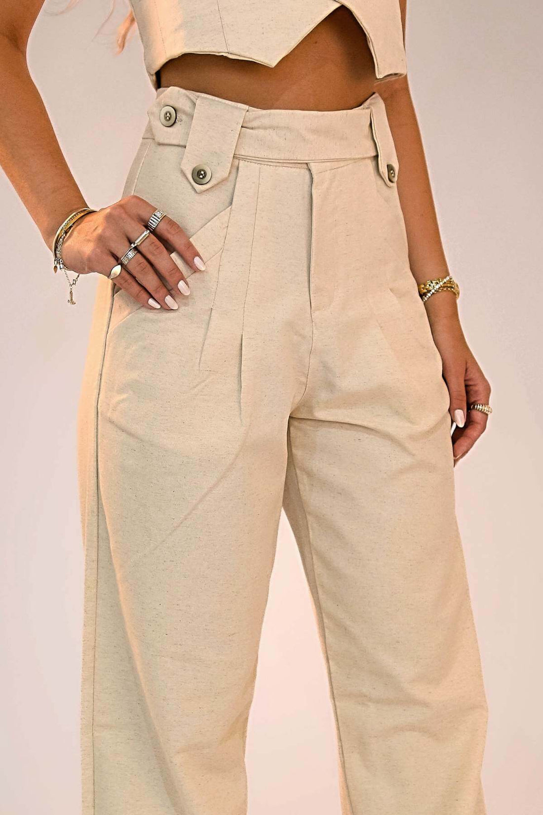 Armário Cápsula Inteligente: 5 peças de Alfaiataria que multiplicam seus looks