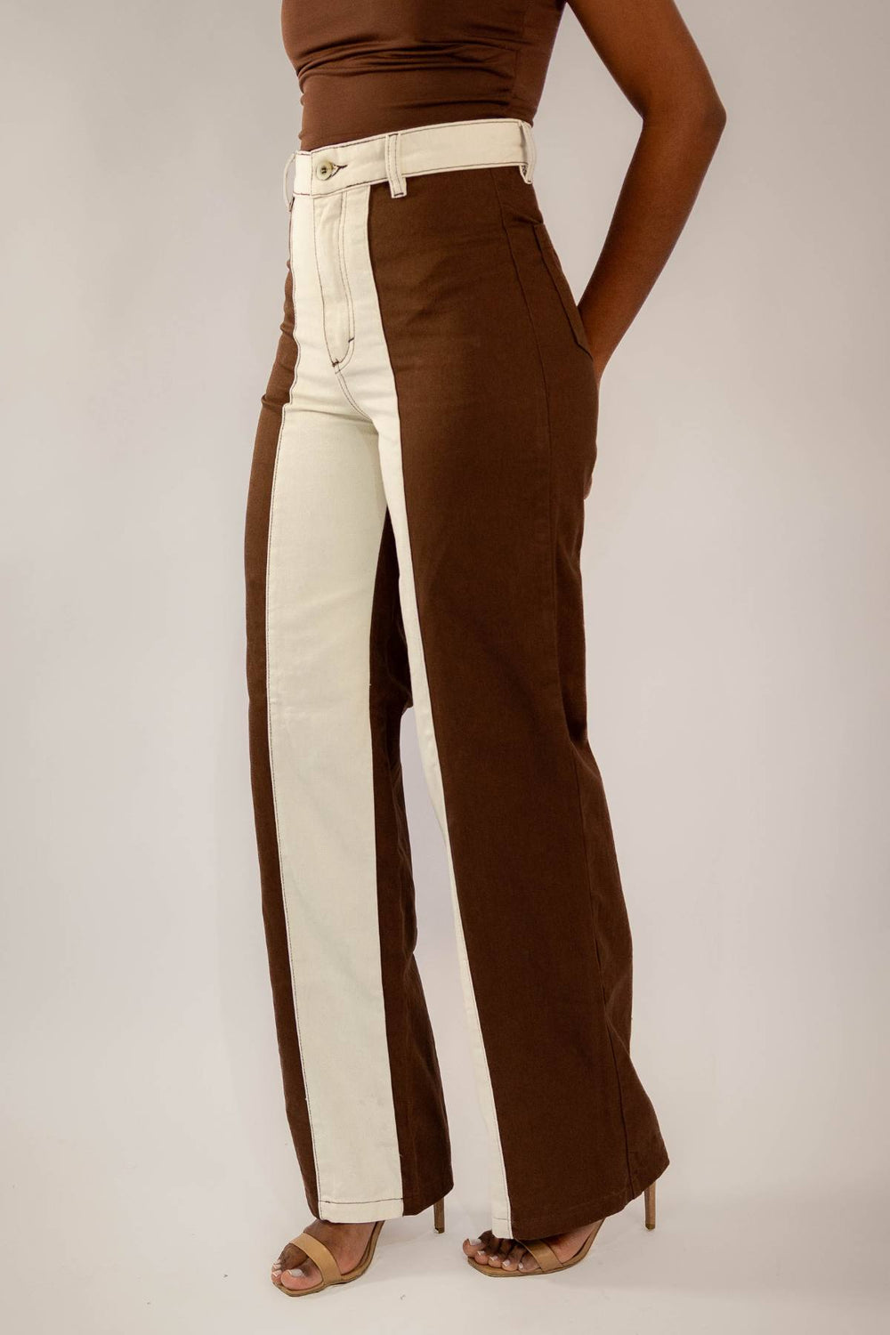 Calça Bicolor Off com Marrom