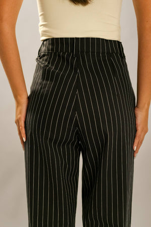 Calça Alfaiataria Algodão Risca de Giz Preta