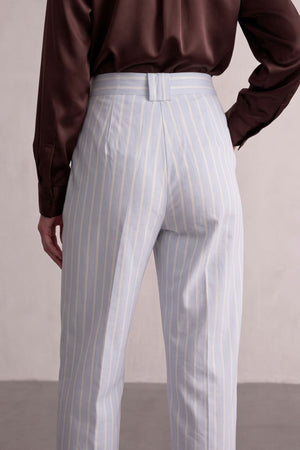 Calça Alfaiataria Algodão Azul Clara Listrada