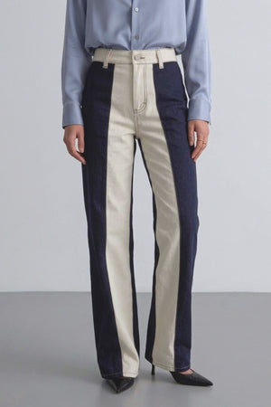 Calça Bicolor Off com Azul marinho