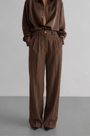 Calça Alfaiataria Algodão Risca de Giz Marrom