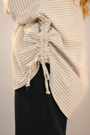 Camisa Oversized Listrada Branca e Azul