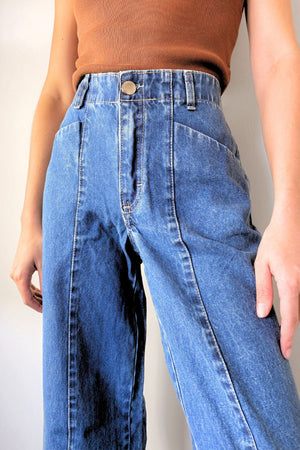 Calça Jeans Recortada Marmorizada