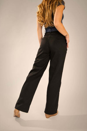 Calça Alfaiataria Reta Preta e Jeans