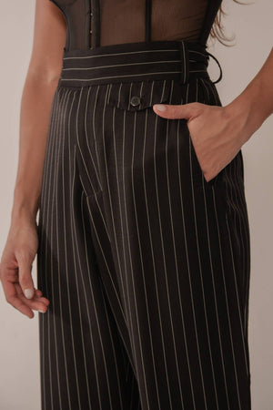 Calça Alfaiataria Roma Risca de Giz