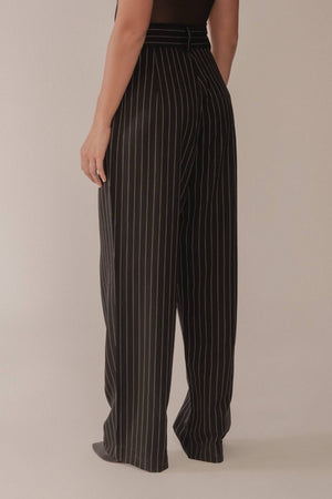 Calça Alfaiataria Roma Risca de Giz
